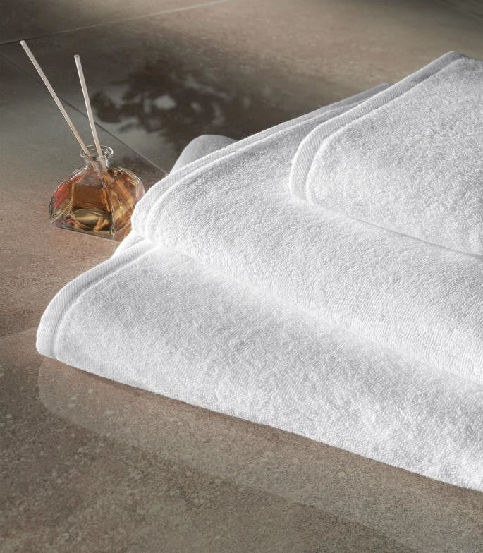 Hotel towels: Bath towel